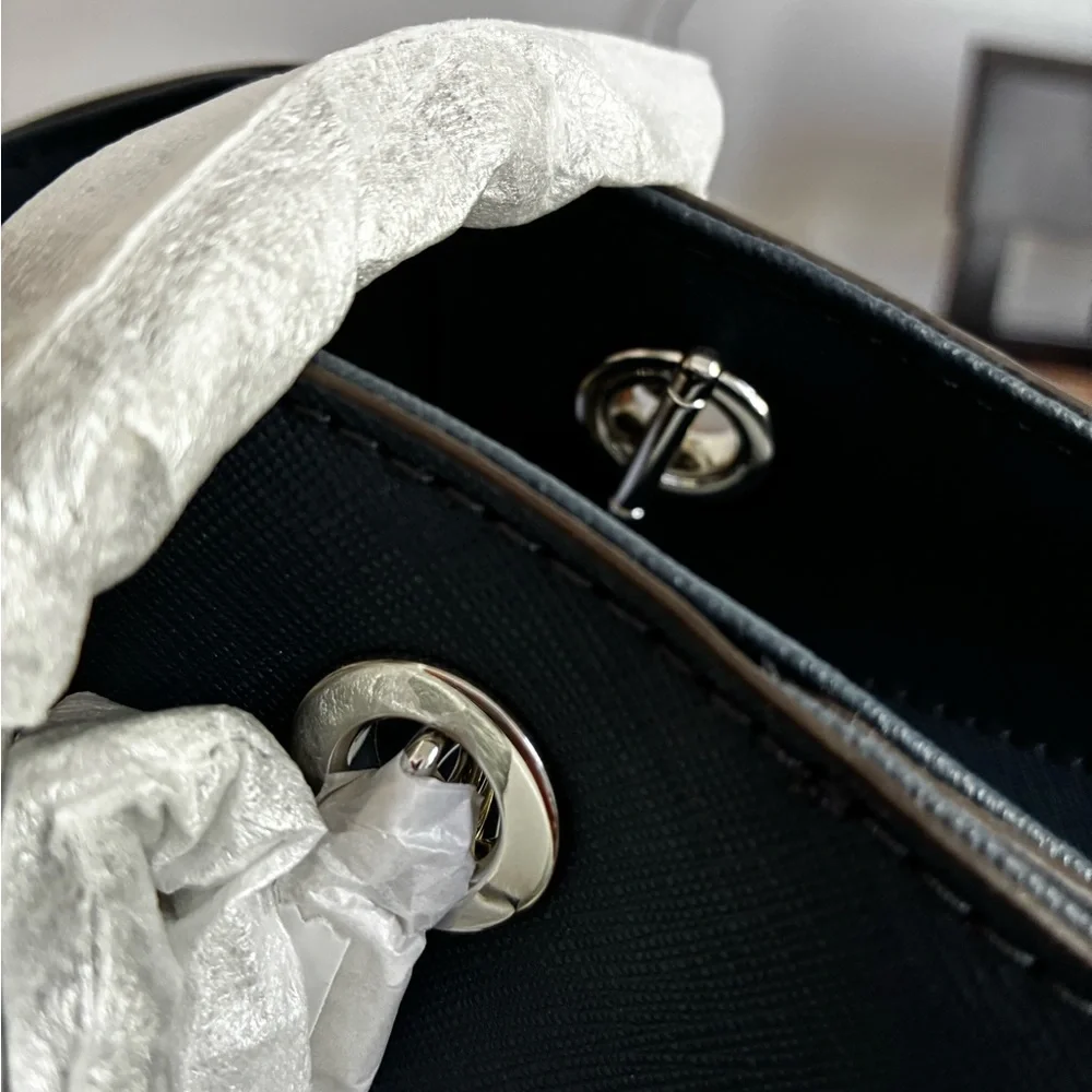 Michael Kors Dark Blue Tote Bag - Picture 6 of 8